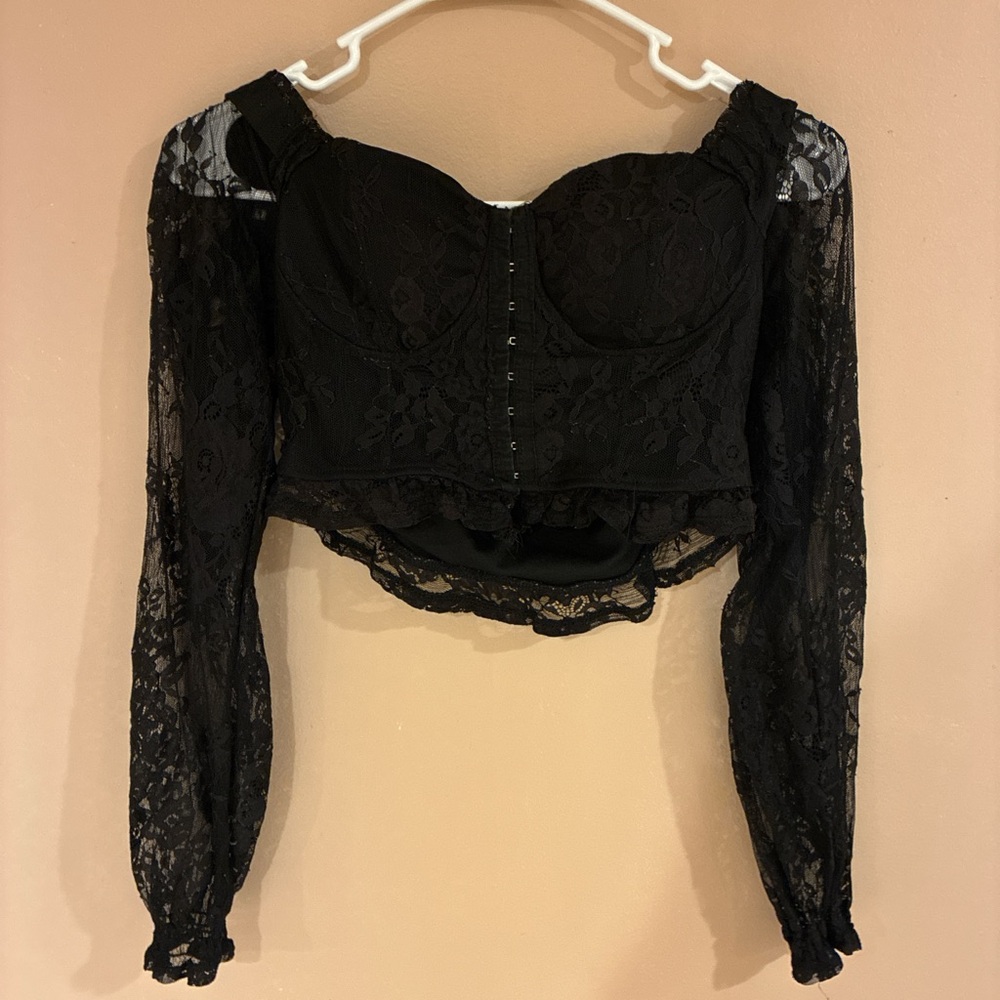 Black Lace Long Sleeve Crop Top